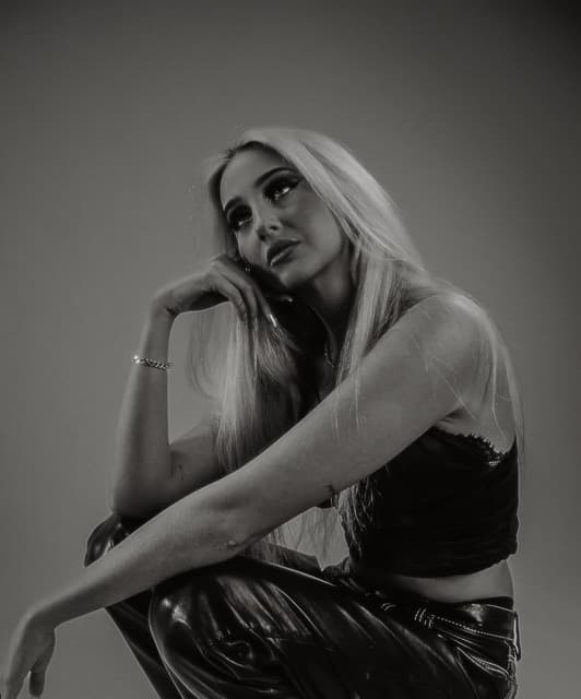 TT